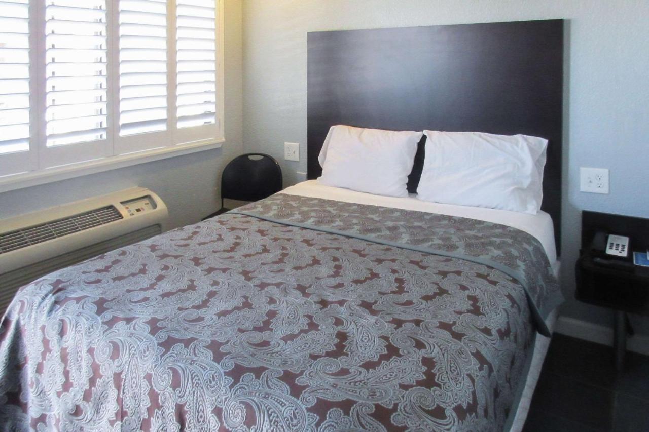 Rodeway Inn San Pablo Exteriér fotografie